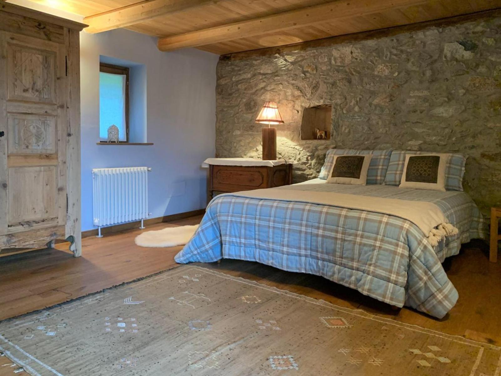 Affittacamere Montagne Verdi Varallo Εξωτερικό φωτογραφία